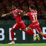 Winsley Boteli, héros de la soirée, inscrit le 3-2 décisif pour le FC Sion